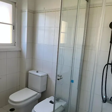 Lovely To Лісабон